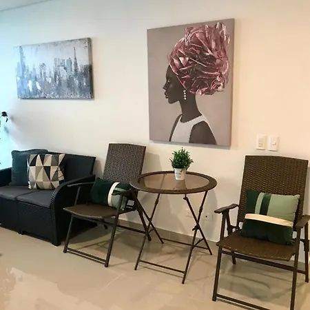 Apartamento Dos Alcobas, Marbella Beach,
